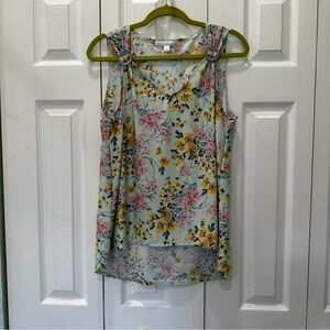 White Sleeveless Tank Top with Peter Pan Collar